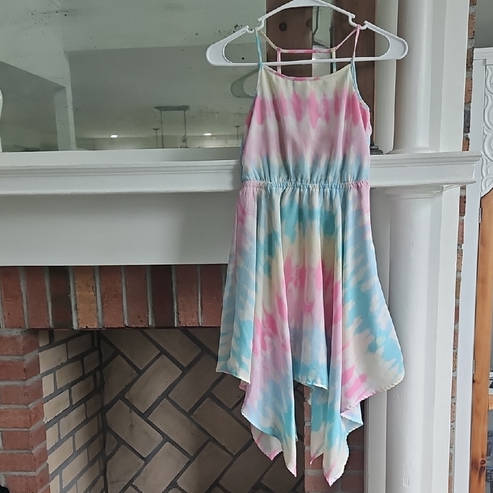 Place Multicolor Tie-Dye Garment